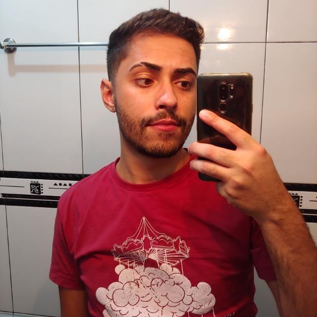 Foto do corretor Johnny Ferraz